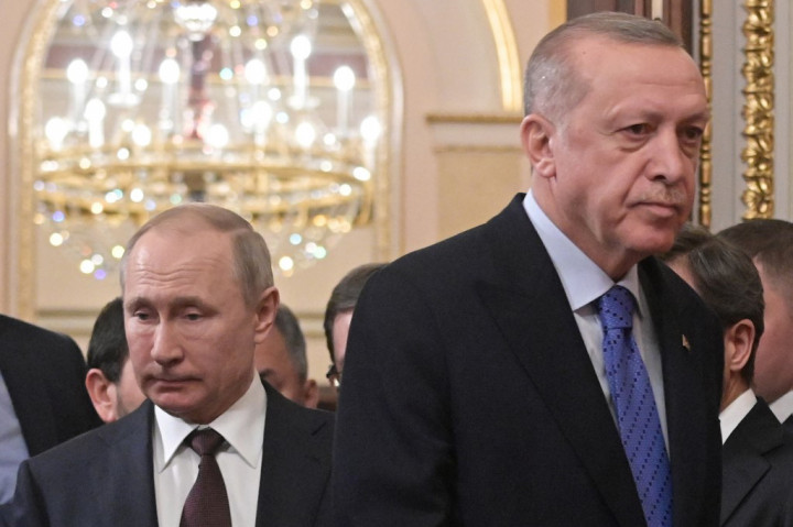 Vlagyimir Putyin orosz elnök és Recep Tayyip Erdoğan török elnök moszkvai találkozója 2020. március 5-én.Fotó: Sergey Guneev / Sputnik / AFP