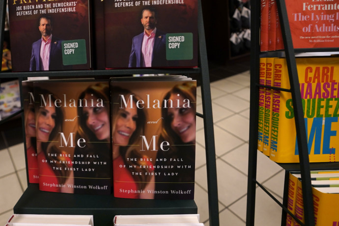 Beperli a Melania Trumpról könyvet író extanácsadót az amerikai igazságügyi minisztérium
