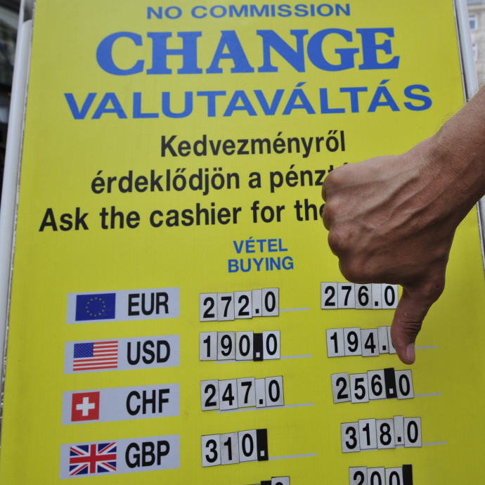 Mielőtt 400 forint lenne az euró
