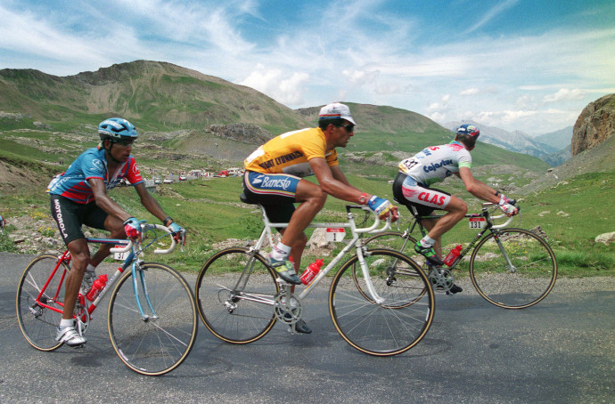 Miguel Indurain (k) a '93-as Tour de France-onFotó: Vincent Amalvy / AFP