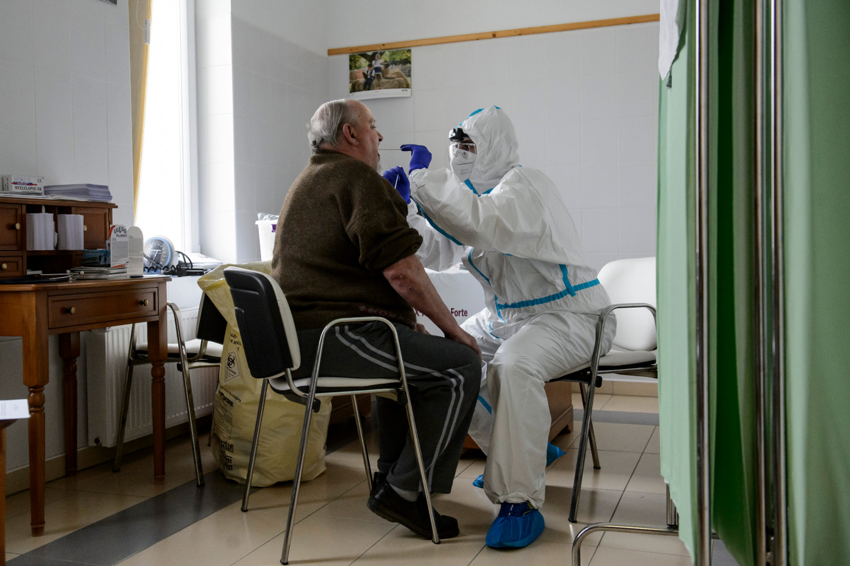 Hiába nőtt a tesztek száma, most sem mutatnak valós képet az eredmények