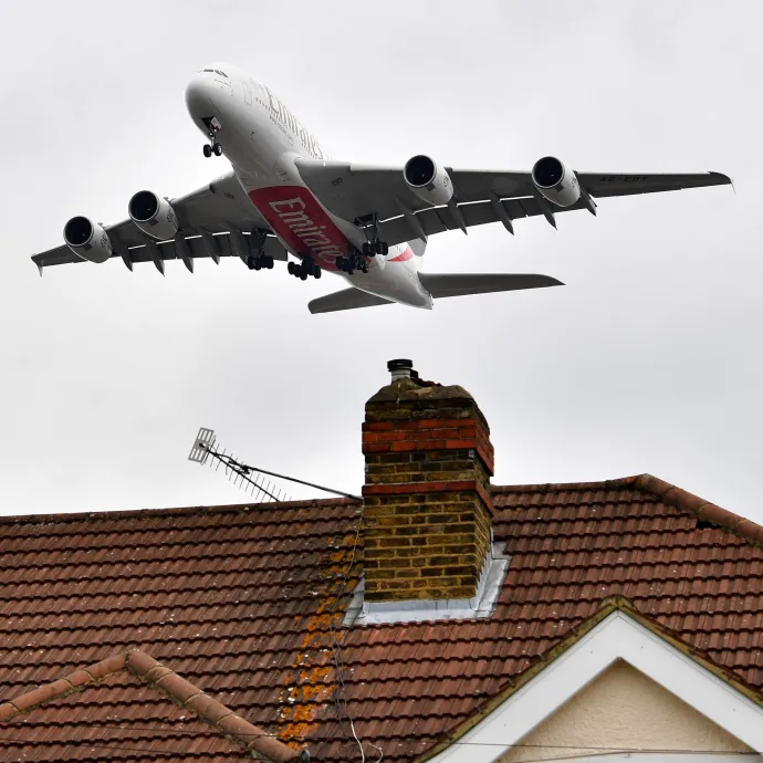 Nyugdíjba vonult a legnagyobb üzemeltető első A380-asa