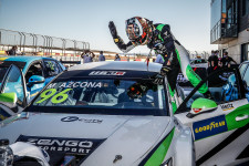 WTCR: 2015 után nyert újra futamot a Zengő Motorsport