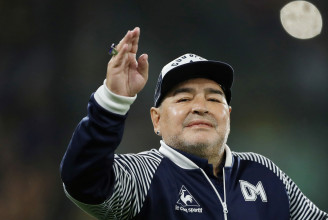 Kiderült Diego Maradona depressziójáról, hogy egy vérrög az agyában