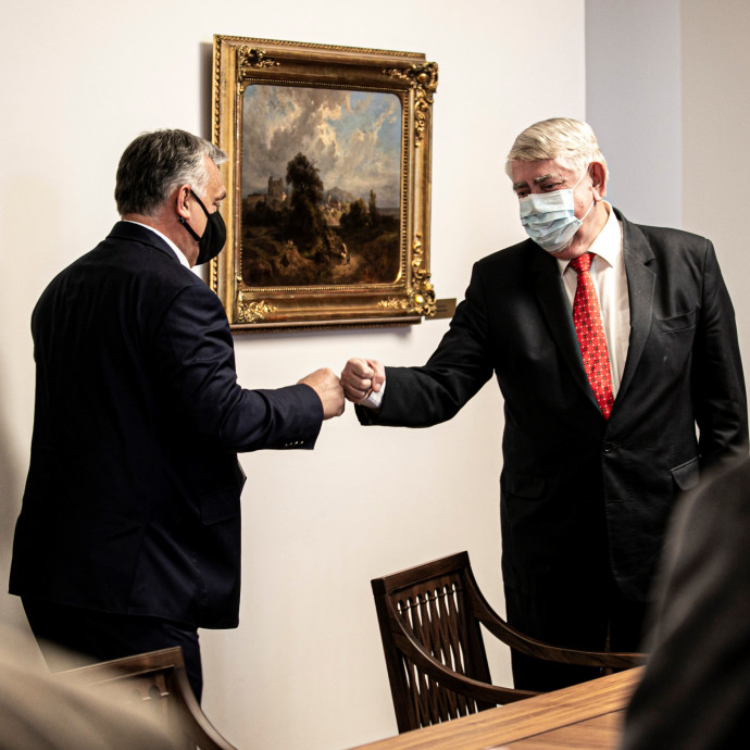 Komoly szigorítások nélkül beszűkült a mozgásterünk, a kormány mégis kivárásra játszik