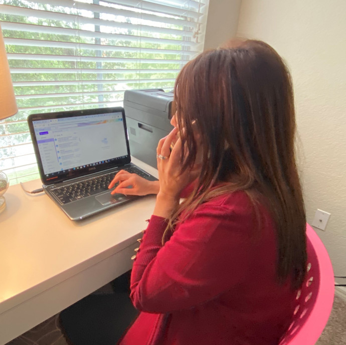 Az otthoni munkavégzés csökkentheti a nők bérhátrányát