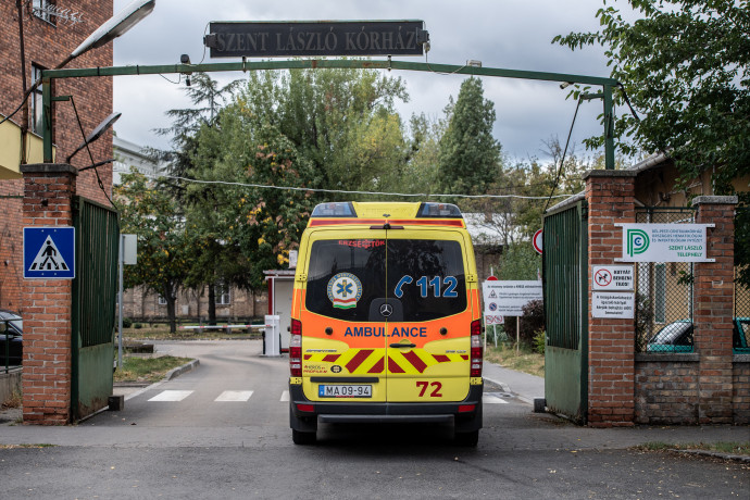 Lazítanak a covidos betegek hazaengedésének szabályain, hogy legyen elég hely