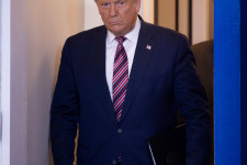 „Ha valaki kiszúr veled, azzal szúrjál ki tízszer jobban.” Mire számíthatunk Trumptól a továbbiakban?