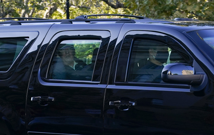 2020. november 7-én Donald Trump visszatér a Fehér Házba a golfozásból – Fotó: Alex Edelman / AFP