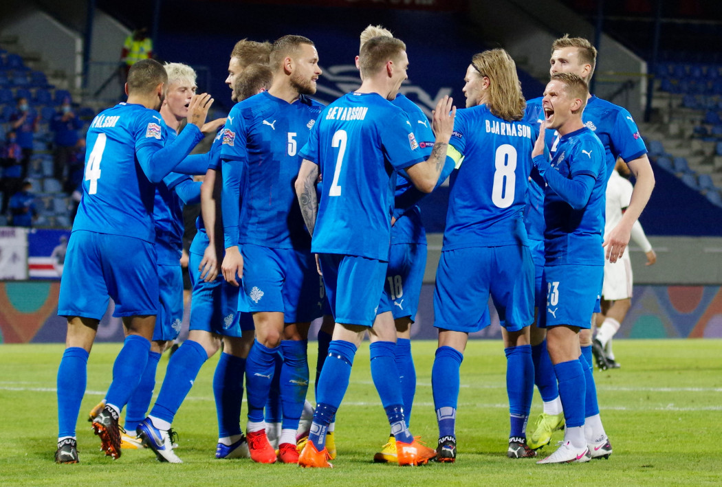 Az izlandi válogatott a 2020. október 14-i Belgium ellen játszott meccsen – Fotó: Rosa Bragadottir / Reuters