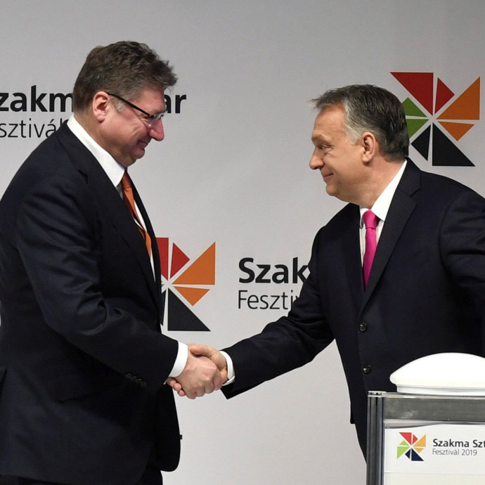 Elhagyják a vállalkozók Parragh kamaráját, de a NAV-végrehajtást nem ússzák meg