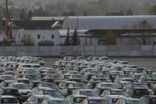 Lopást kiált a szakszervezet, elviszik a Skoda-csúcsmodell gyártását Csehországból