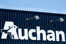 Egymilliárd forintos bírságot kapott az Auchan, amiért visszaélt piaci erejével
