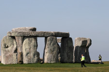 Hiába tiltakoztak a druidák, autós alagutat építenek Stonehenge alá