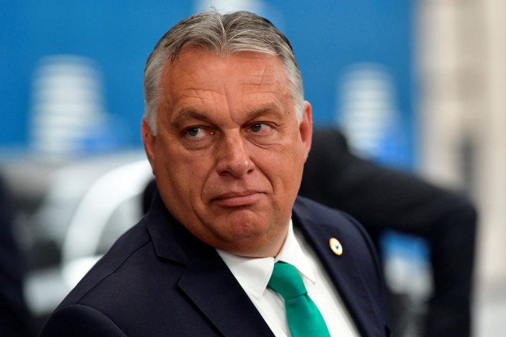 Ellenzék Orbán vétójáról: Árulás, bűn, történelmi hiba