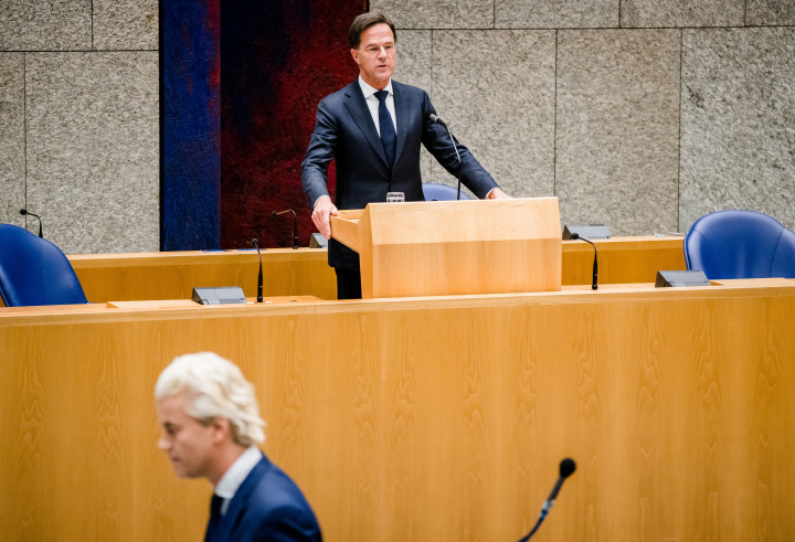 Mark Rutte és Geert Wilders a holland parlament alsóházában 2020. november 17-én, Hágában – Fotó: BART MAAT / ANP MAG / ANP via AFP