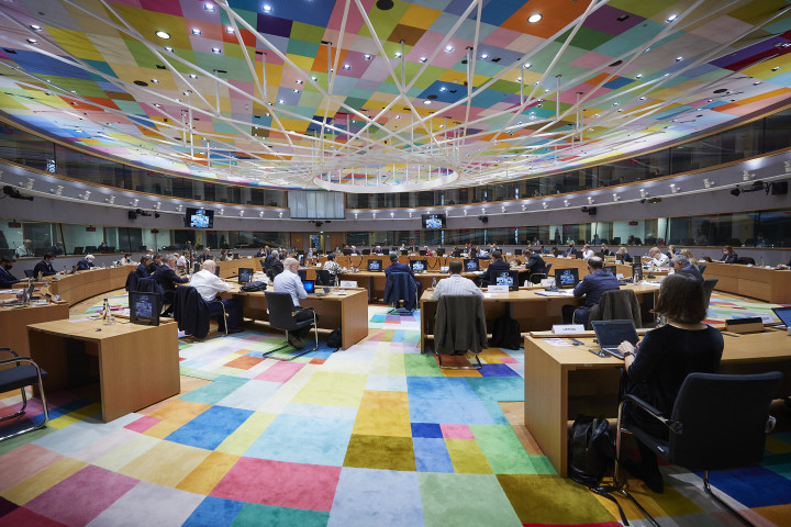 Az Európai Tanács november 19-i videókonferenciája – Fotó: EU Council/Pool / Anadolu Agency / AFP