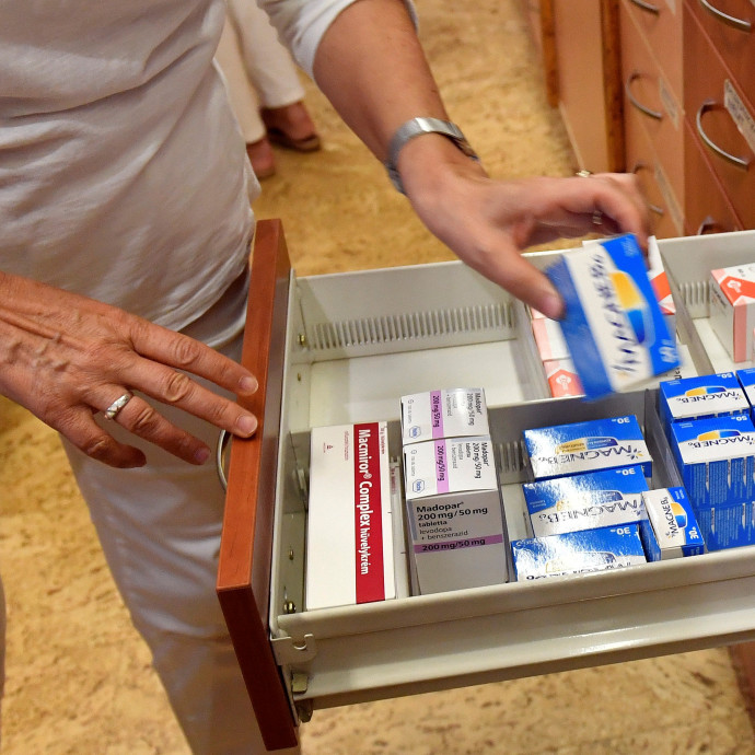 Viszi a járvány a falusi patikákat is