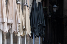 A magyar-lengyel vétó újabb csapás a járványt megszenvedő olasz és spanyol gazdaságnak