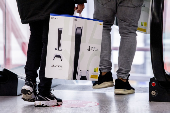 Vizsgálja az Amazon, hogy ki cserélte rizsre a Playstation-szállítmányait