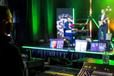 Próbálja menteni a menthetőt a magyar zeneipar, de már elindultak a csődeljárások