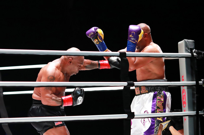 Döntetlennel szúrták ki az 54 évesen visszatérő Tyson szemét