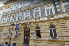 Közpénzből támogatták az Orbán Gáspárhoz köthető szakkollégiumot
