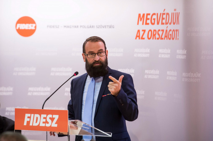 Szájer házibulija még Borkai jachtozásánál is nagyobb pofon a Fidesznek
