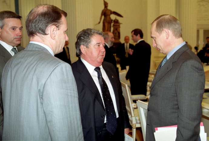 Vlagyimir Putyin és Rem Vjahirev 2000-ben, még a botrány kirobbanása előtt.