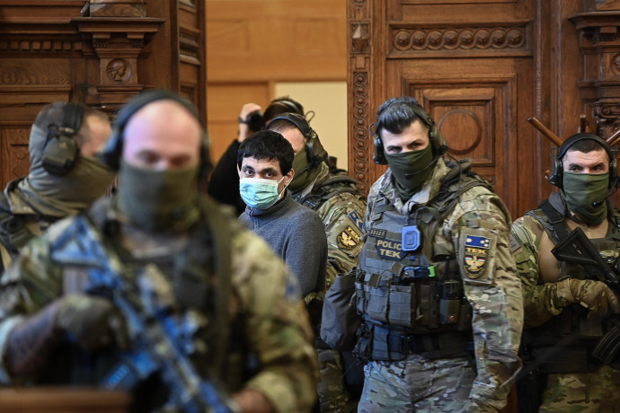 Életfogytiglanra ítélte a magyar bíróság az ISIS-tag Hasszán F.-et