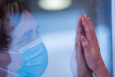 Az egészség-gazdaságtan módszereit jobban kellene alkalmazni a járvány kezelése során