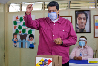 Az ellenzék bojkottja mellett megtartott venezuelai választáson Nicolás Maduro pártja vette át az ellenőrzést a törvényhozás felett