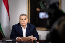 Orbán Viktor: Január 11-ig marad a kijárási tilalom, a szilveszteri bulikat nem lehet megtartani