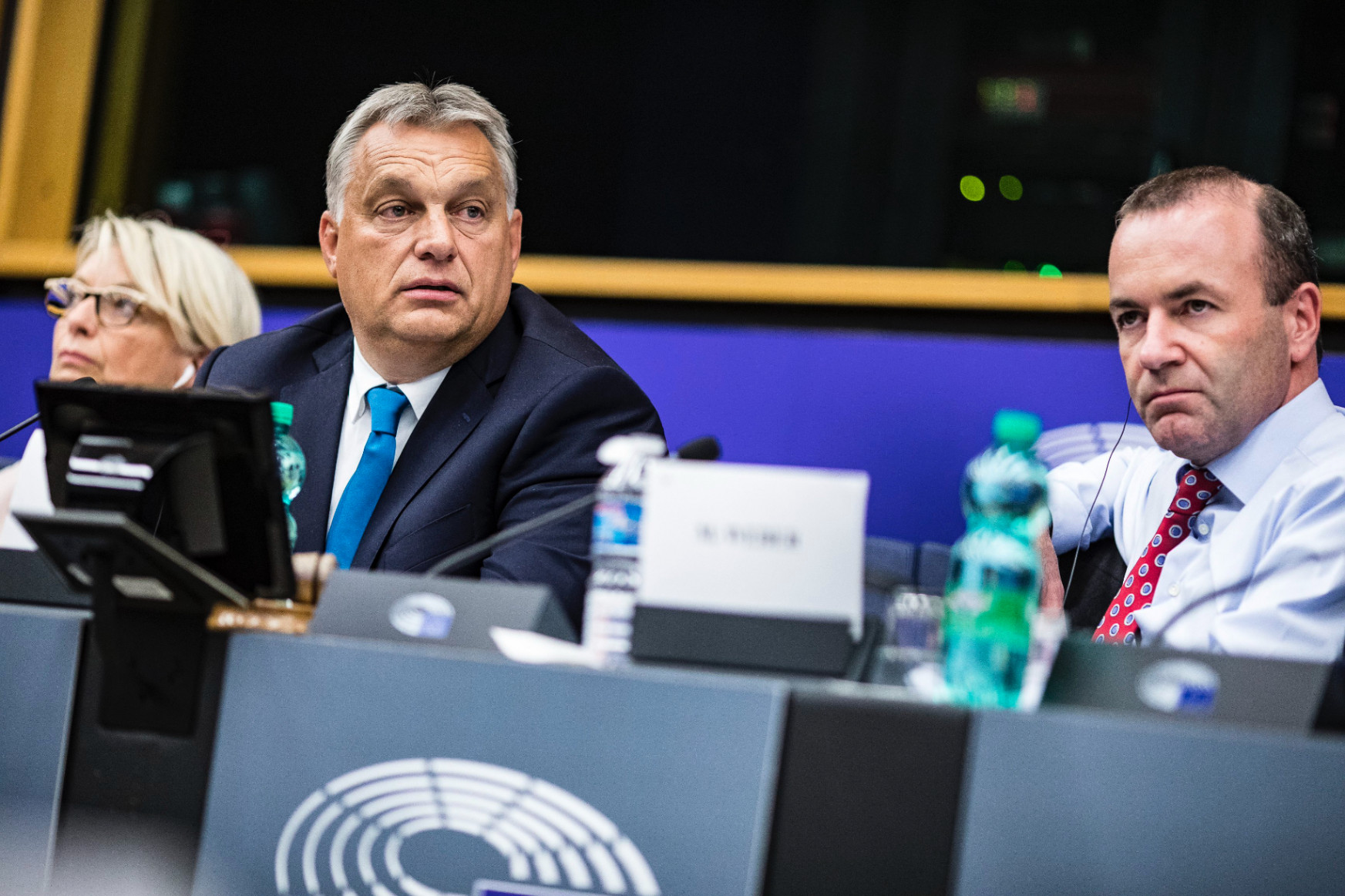 Orbán Viktor levélben hozta Manfred Weber tudtára, hogy a Fidesz elhagyhatja az Európai Néppártot