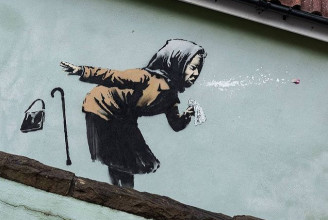 Tüsszentő, a műfogsorát is elvesztő hölgy Banksy legújabb alkotása