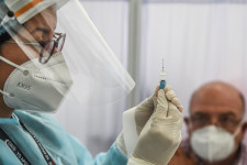 Két generációval ezelőtti a kínai vakcina, amit vizsgálni kezdtünk