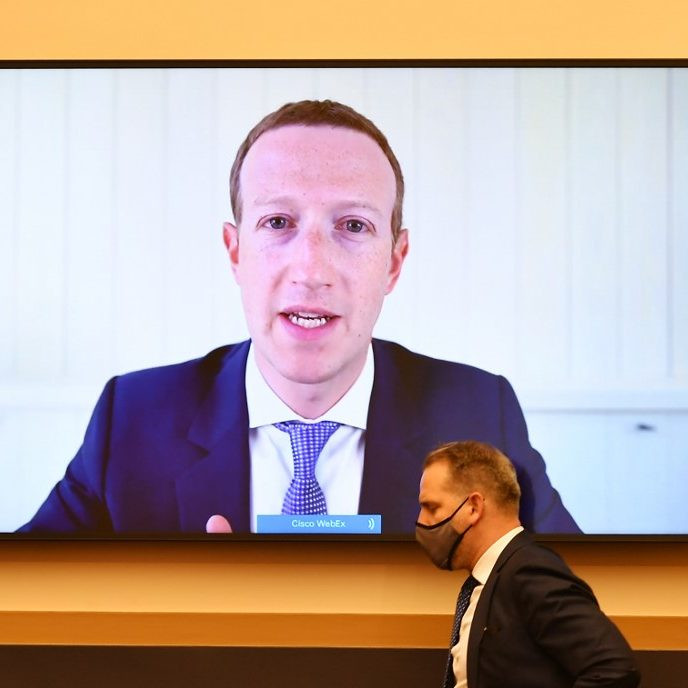 A szabályozók vethetnek véget a BigTech cégek szárnyalásnak