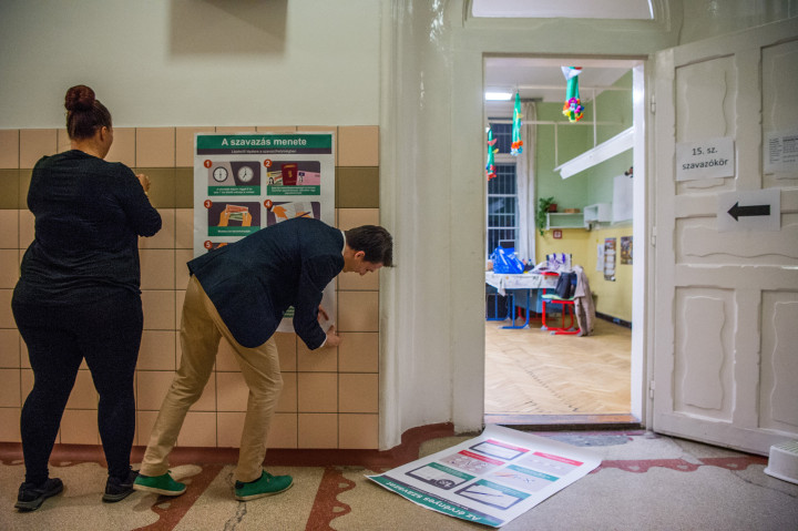 A szavazásnál meghátrált a Fidesz: mégse módosítják a Pest megyei választókerületeket