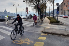 A hideg ellenére Budapesten és Bécsben is sokkal többen bringáznak, mint tavaly ilyenkor