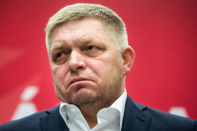 Robert Fico a Magyar Nemzetnek: Soros egy nemzetközi pénzügyi csaló