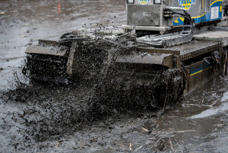 Kétmilliós nyomravezetői díjjal keresi a rendőrség azt, aki több ezer liter fáradt olajat öntött ki a Ráckevei-Soroksári Duna-ágnál