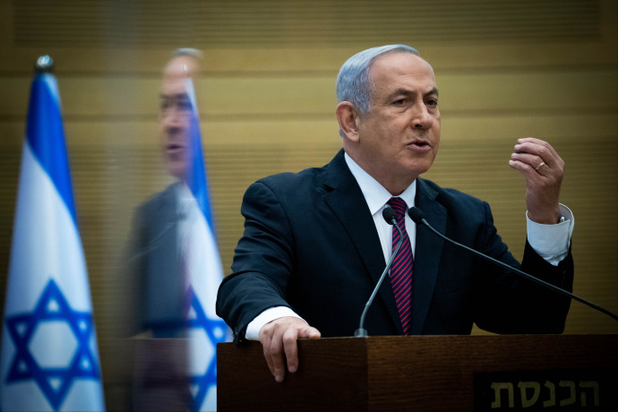 Megjelent három „lázadó” képviselő, feloszlik a parlament Izraelben, ismét választások lesznek