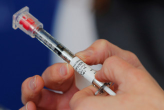 Megérkezett a vakcina Magyarországra, kezdődhet a koronavírus elleni oltás
