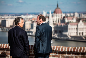 Orbán: Manfred Weber csatlakozott a baloldali elitklubhoz