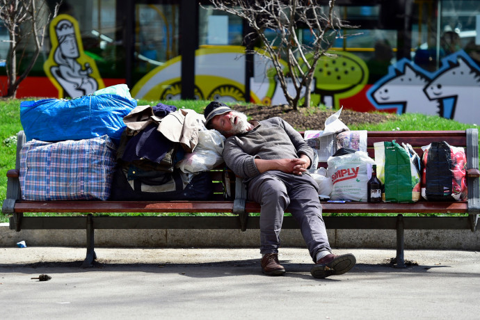 Spanyolországban az elnéptelenedett vidékre telepítenék a hajléktalanokat