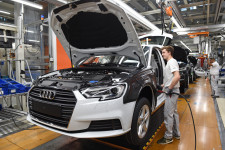 Az Audi vezérigazgatója szerint az államnak nem az autóipart kellene támogatnia
