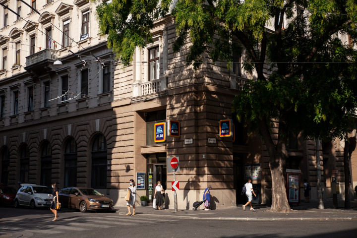 Az Aldi üzlete Budapest belvárosában 2020 szeptemberében – Fotó: Rostás Bianka / MTI
