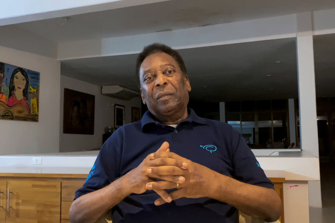 Pelé tagadja, hogy átírta volna Instagram-oldalát, mert Ronaldo több gólt rúgott, mint ő