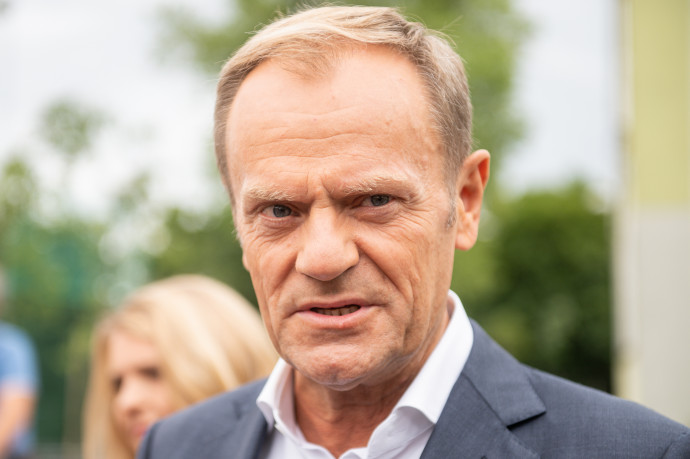 Tusk: Mindenütt vannak Trumpok, úgyhogy mindenki védje meg a saját Capitoliumát!