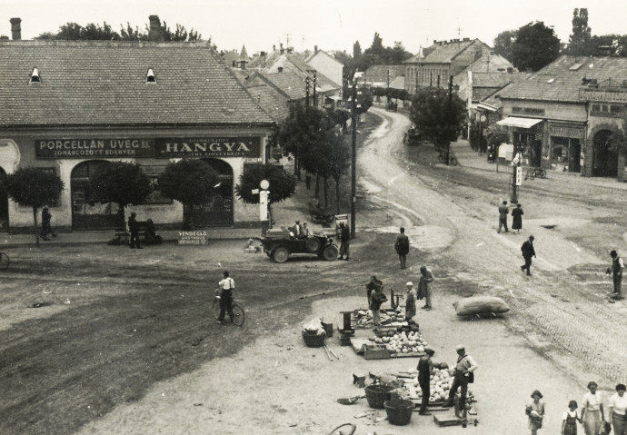 A siófoki főtér 1925-ben. Fotó: Fortepan / Jurányi Attila